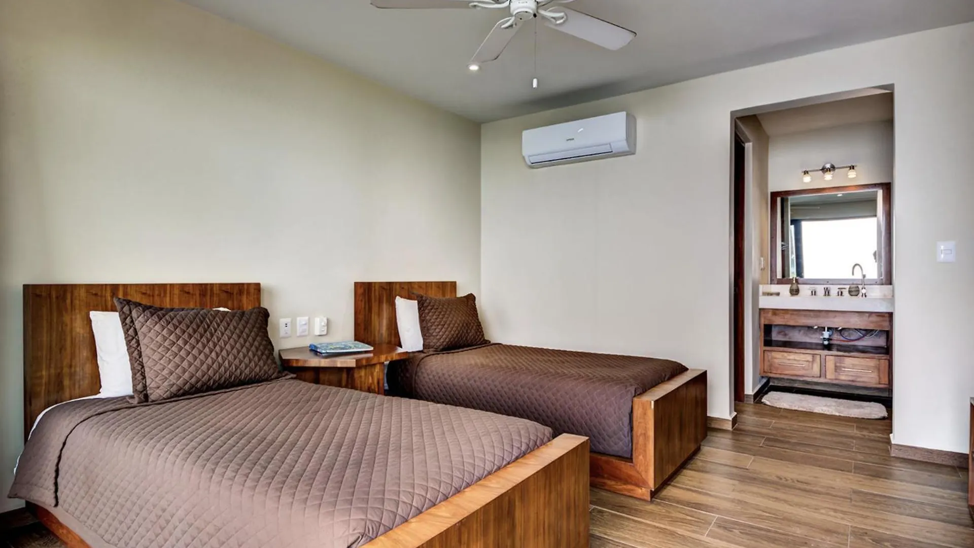 Beachfront & Private Villa In Tulum For 12 Guests Balcheil
