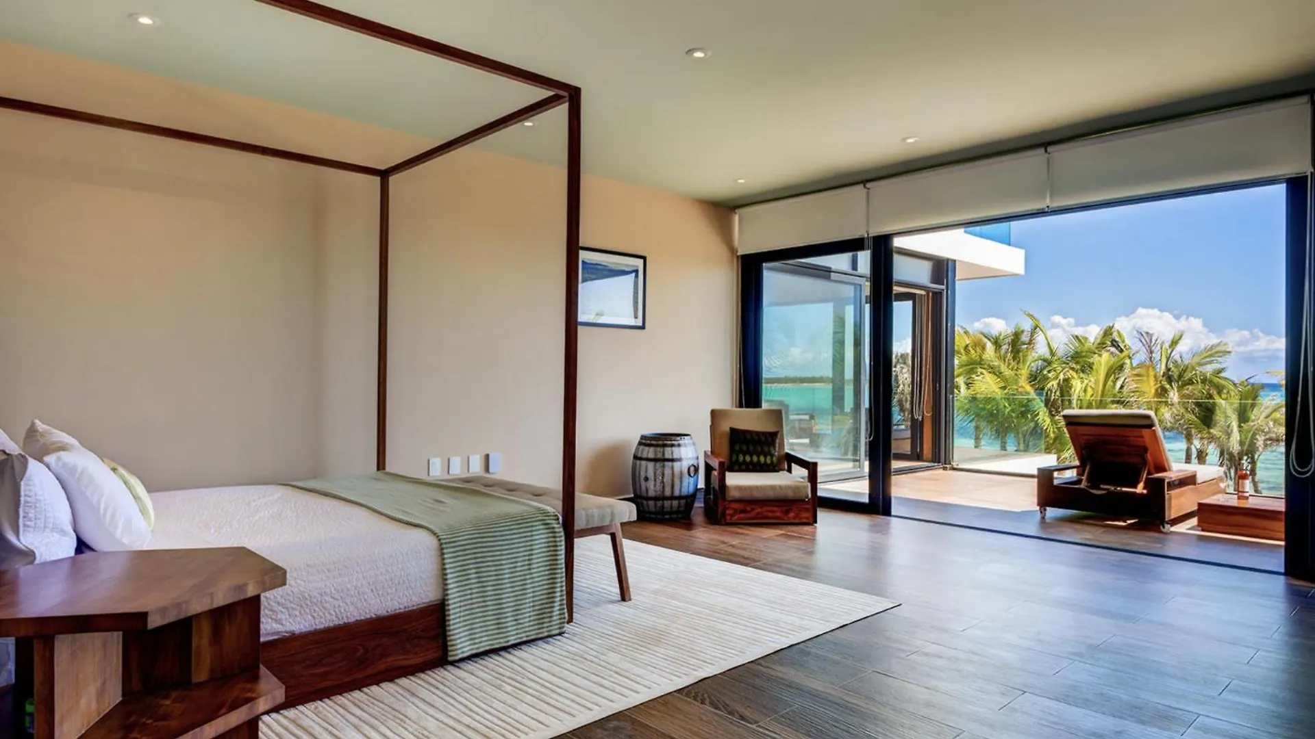 Beachfront & Private Villa In Tulum For 12 Guests Balcheil